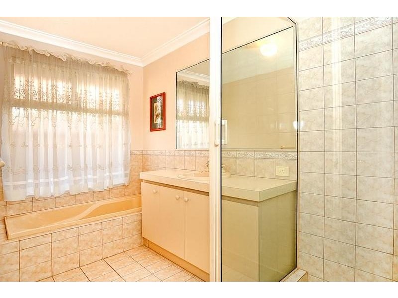 52 Ronsard Drive, San Remo WA 6210