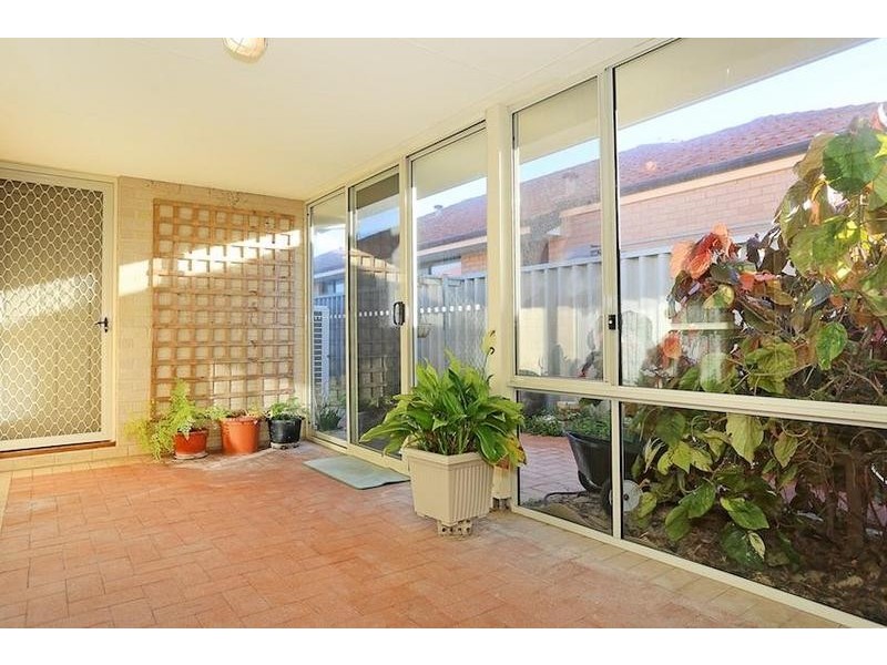 52 Ronsard Drive, San Remo WA 6210