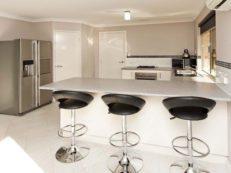 2 Sunset Circle, Pinjarra WA 6208