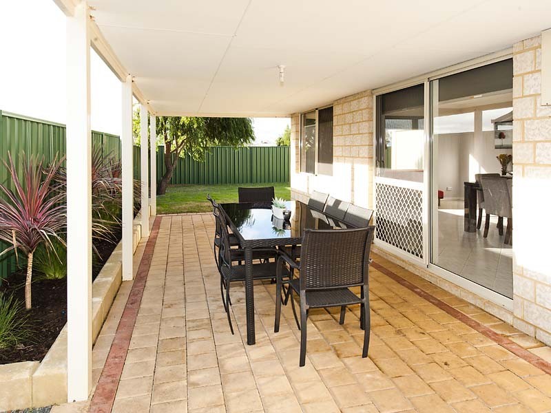 2 Sunset Circle, Pinjarra WA 6208