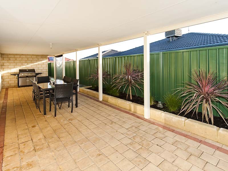 2 Sunset Circle, Pinjarra WA 6208