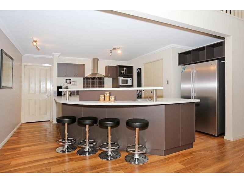 7 Zinnia Lane, Halls Head WA 6210