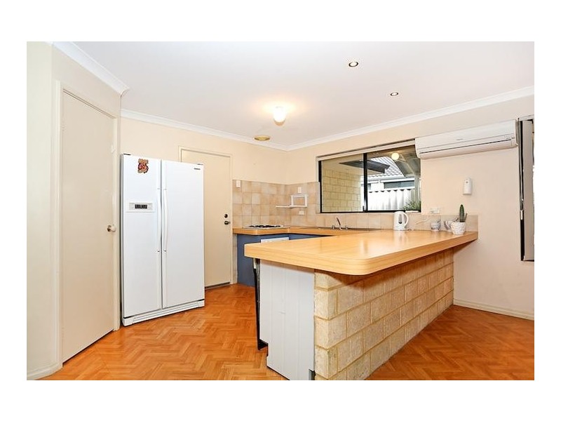 10 Lucidus Retreat, Greenfields WA 6210