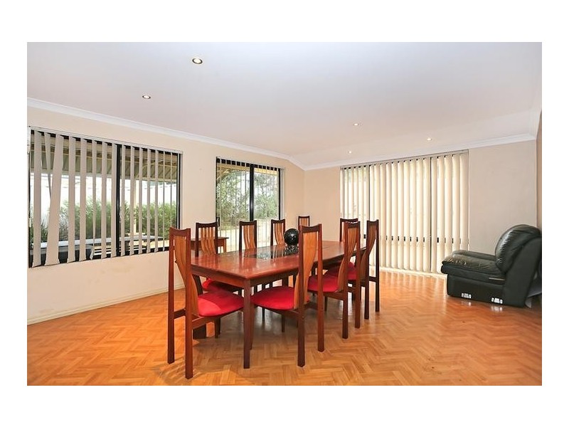 10 Lucidus Retreat, Greenfields WA 6210