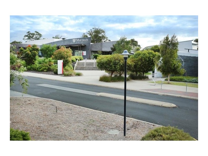 10 Lucidus Retreat, Greenfields WA 6210