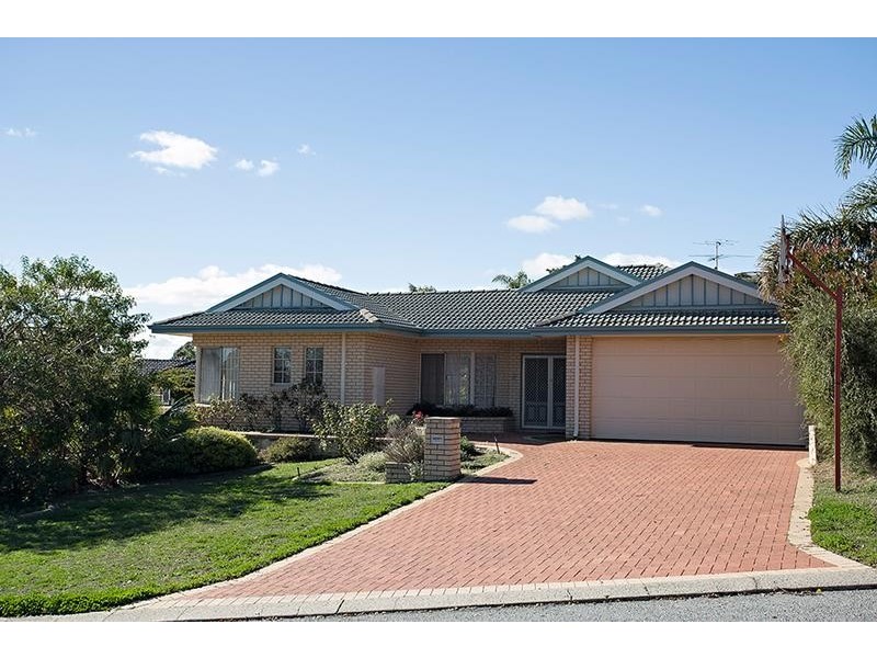 6 St Andrews Court, Halls Head WA 6210
