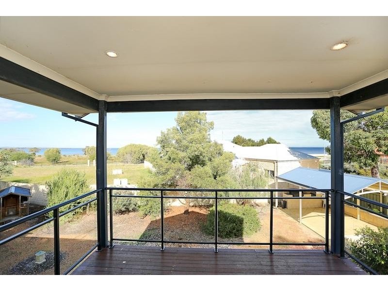 8 Placid Waters Parade, Coodanup WA 6210