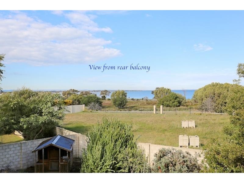 8 Placid Waters Parade, Coodanup WA 6210