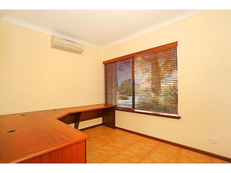 8 Placid Waters Parade, Coodanup WA 6210