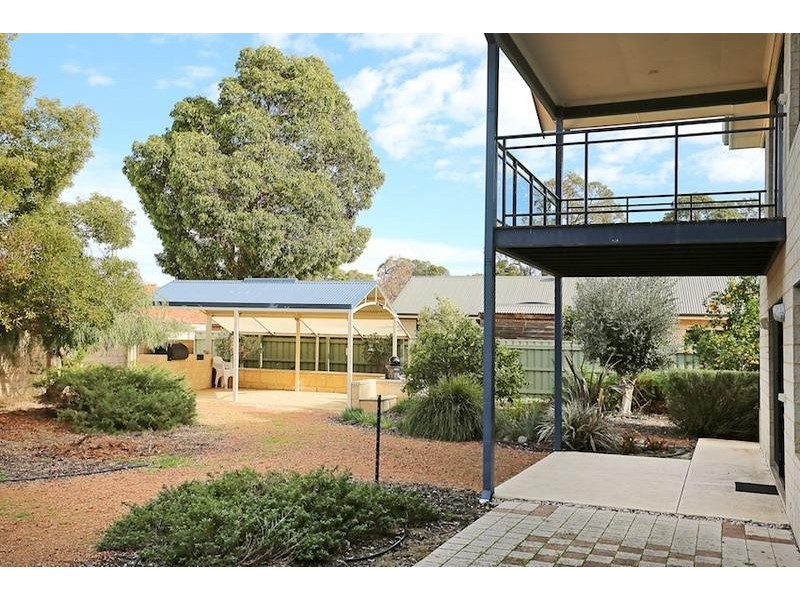 8 Placid Waters Parade, Coodanup WA 6210