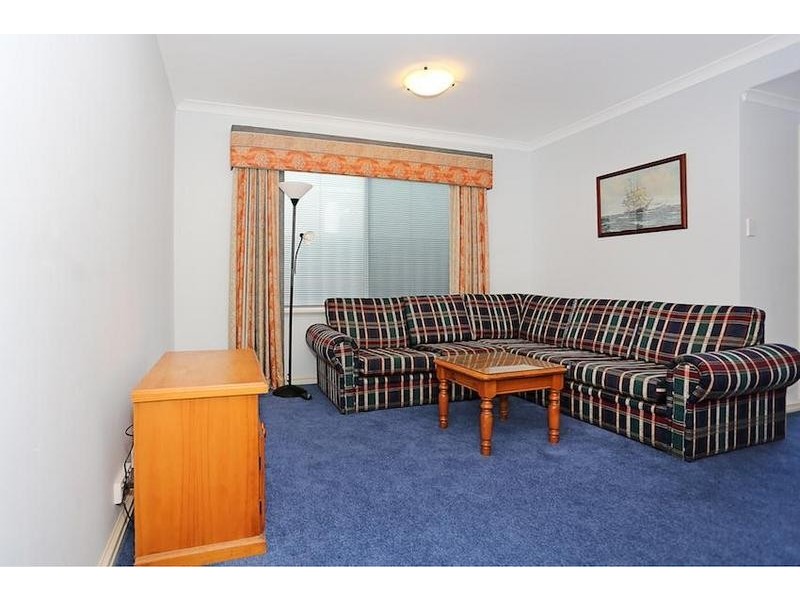 44 Ronsard Drive, San Remo WA 6210