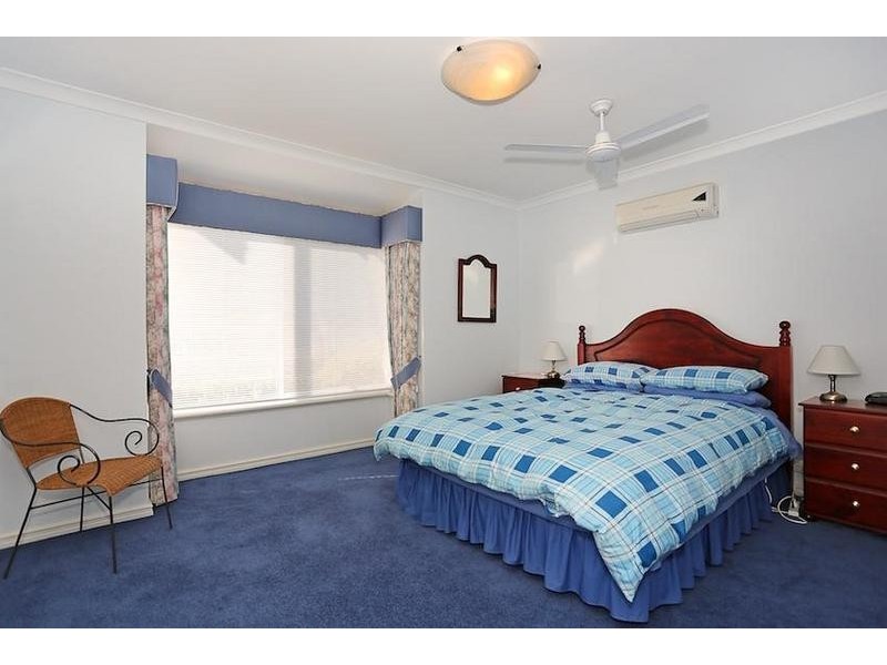 44 Ronsard Drive, San Remo WA 6210