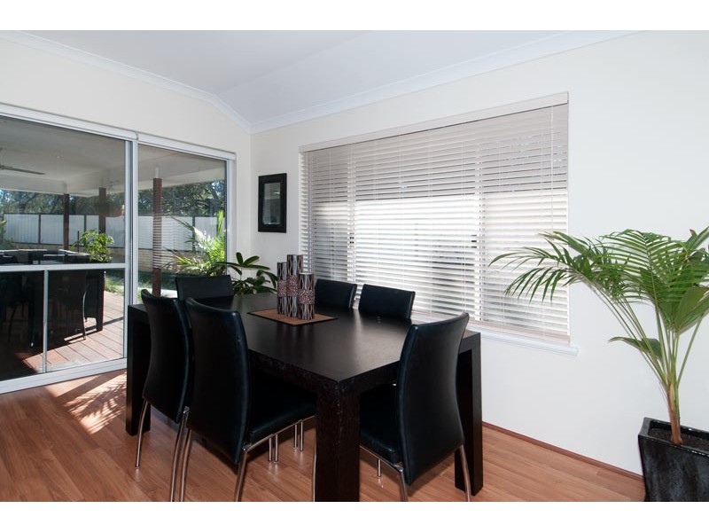 9 Gum Nut Ave, Dawesville WA 6211