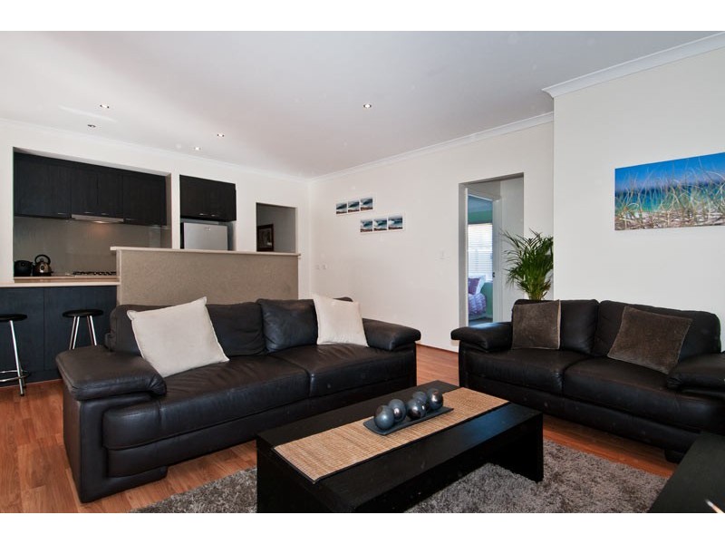 9 Gum Nut Ave, Dawesville WA 6211