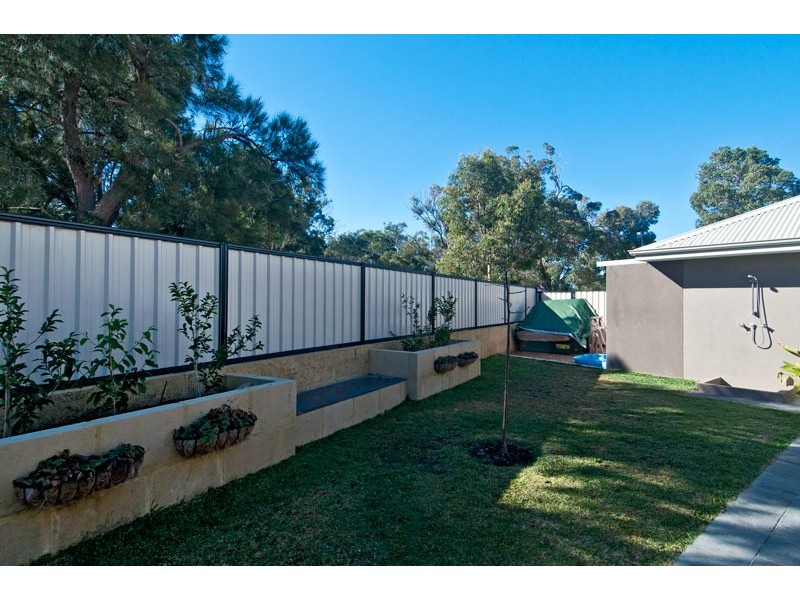 9 Gum Nut Ave, Dawesville WA 6211