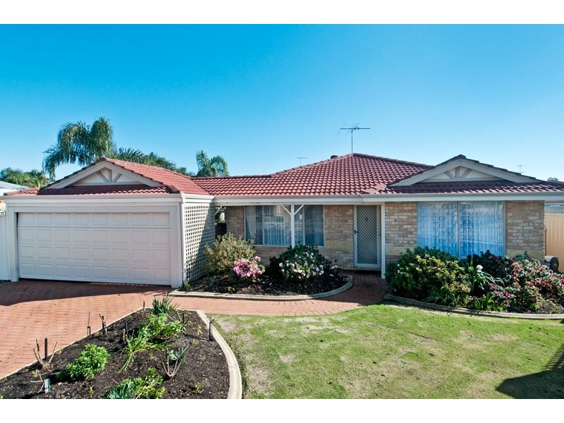 35 Newport Drive, Dudley Park WA 6210