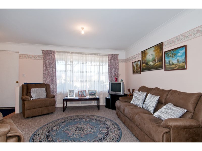 35 Newport Drive, Dudley Park WA 6210