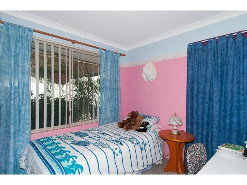 35 Newport Drive, Dudley Park WA 6210