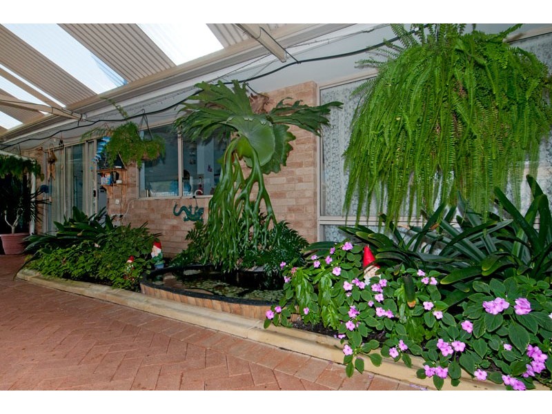 35 Newport Drive, Dudley Park WA 6210