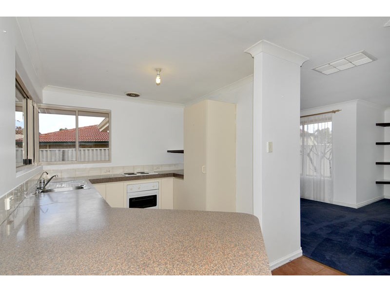 82 Kookaburra Drive, Greenfields WA 6210