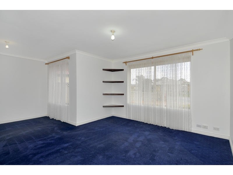 82 Kookaburra Drive, Greenfields WA 6210