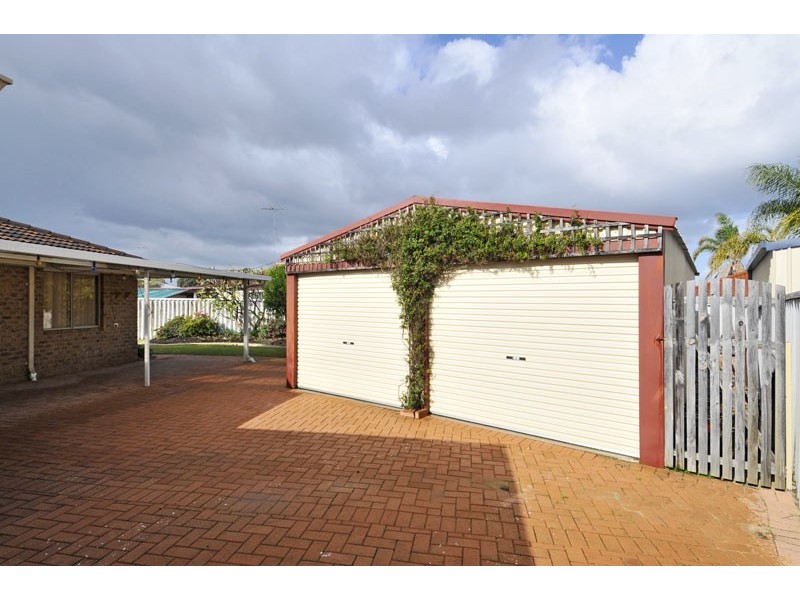 82 Kookaburra Drive, Greenfields WA 6210