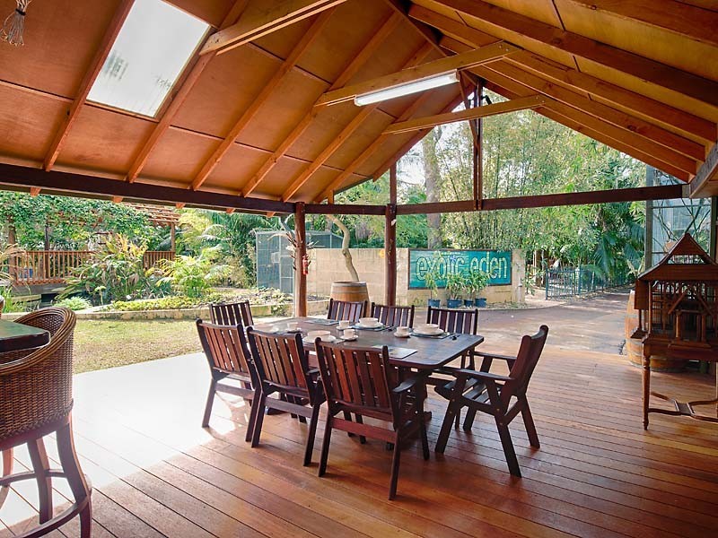 6 Dalton Way, Greenfields WA 6210