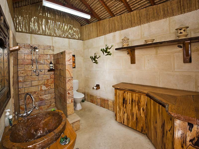 6 Dalton Way, Greenfields WA 6210