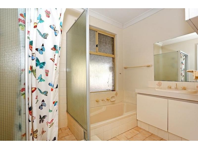 8 Matlock Place, Dudley Park WA 6210