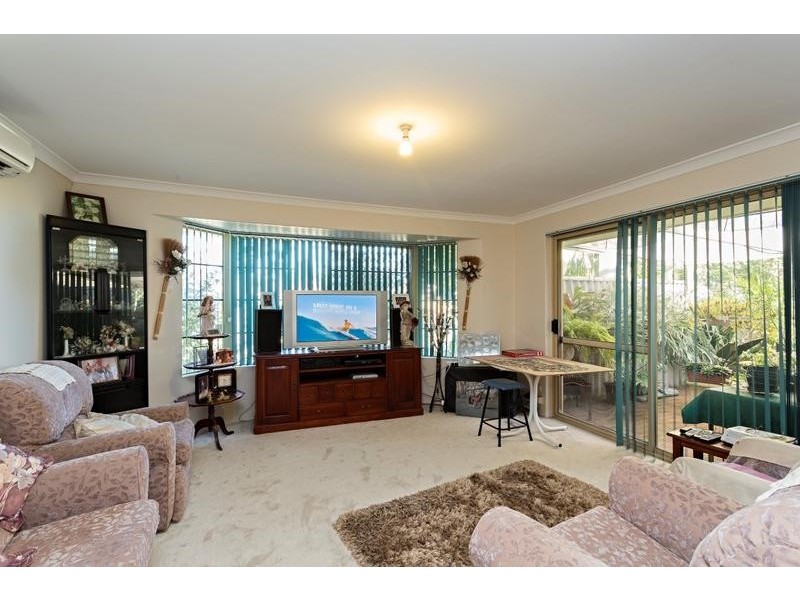 37B Elderberry Circle, Halls Head WA 6210