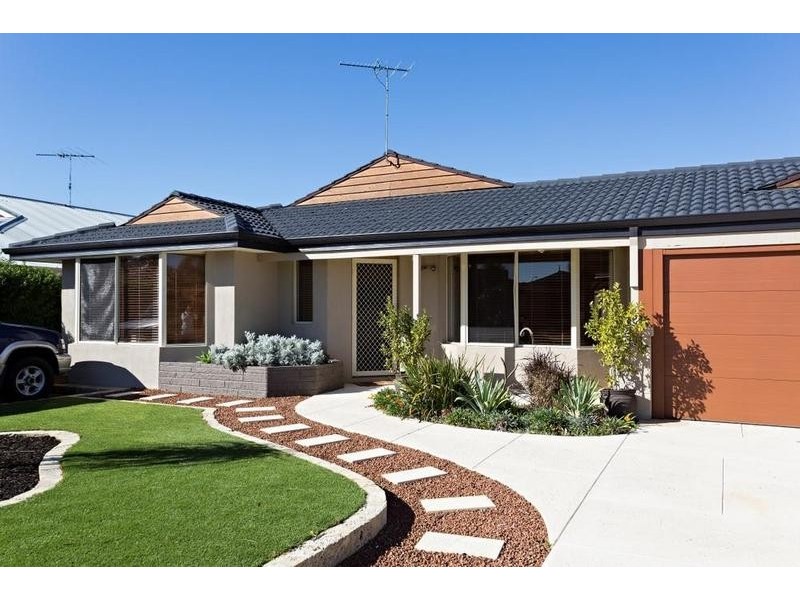 21 Rousham Crescent, Erskine WA 6210