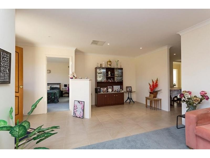 21 Rousham Crescent, Erskine WA 6210