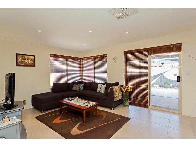 21 Rousham Crescent, Erskine WA 6210