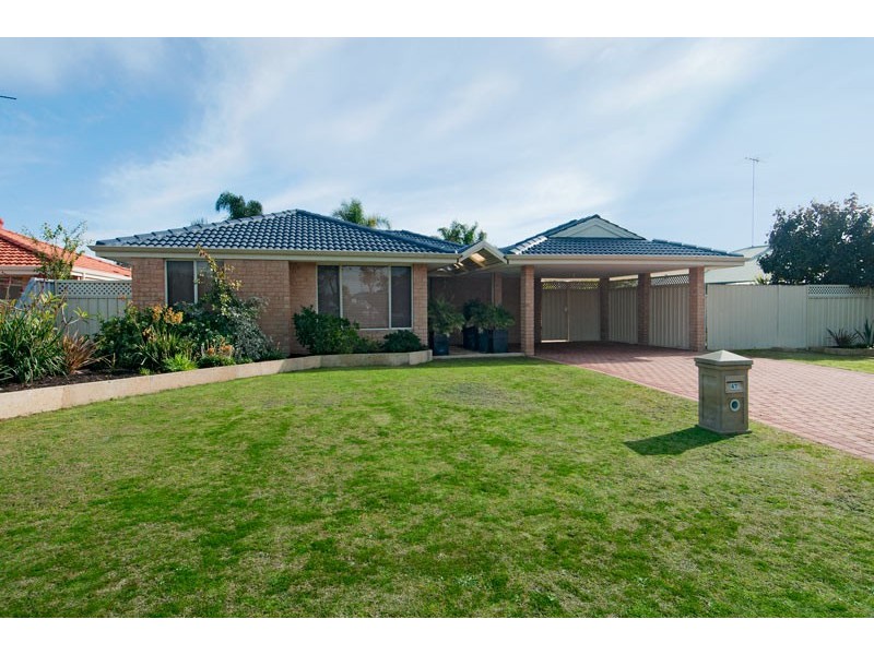 47 Templetonia Promenade, Halls Head WA 6210