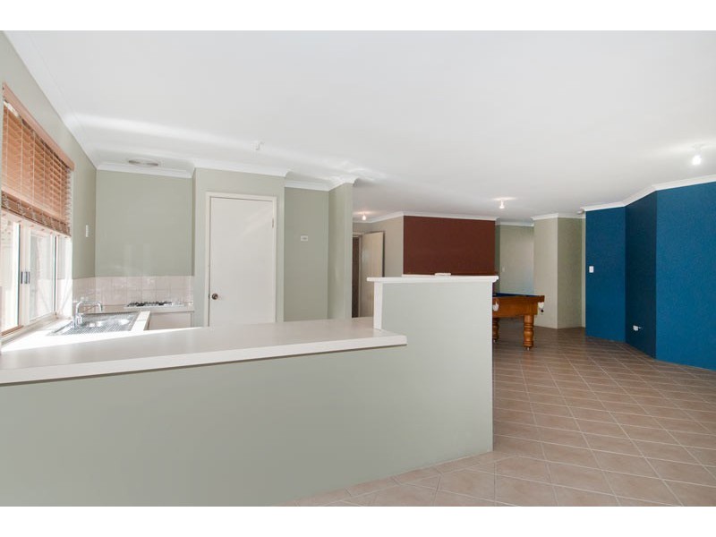 47 Templetonia Promenade, Halls Head WA 6210