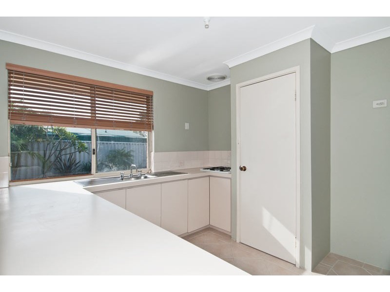 47 Templetonia Promenade, Halls Head WA 6210