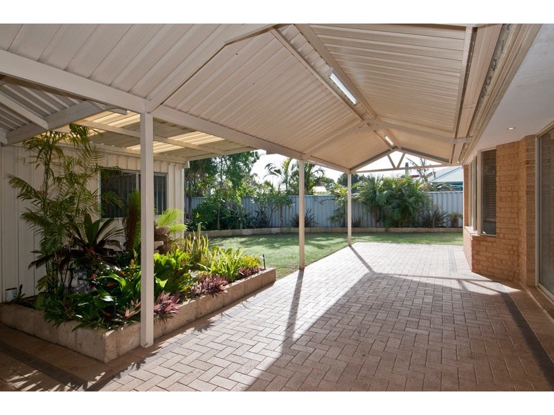 47 Templetonia Promenade, Halls Head WA 6210