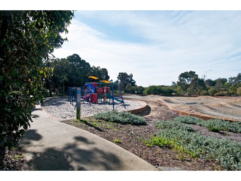 47 Templetonia Promenade, Halls Head WA 6210