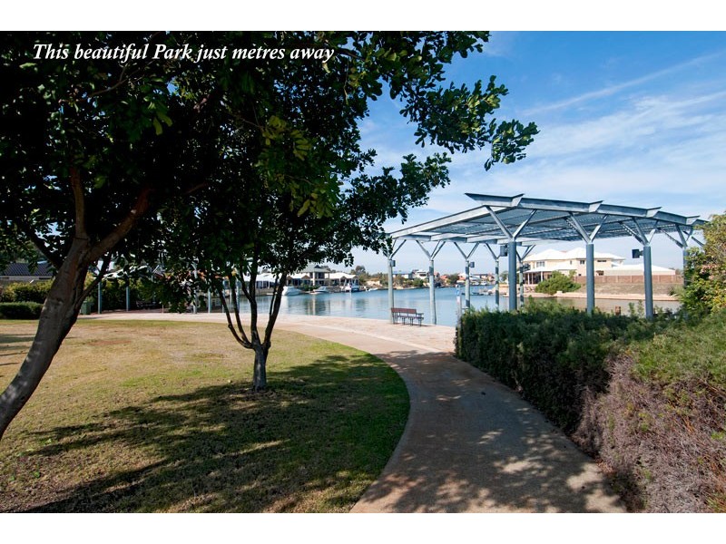 42 Ravendale drive, Dudley Park WA 6210