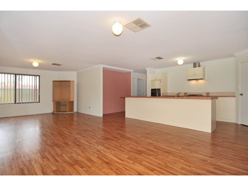 3 Camden Way, Meadow Springs WA 6210