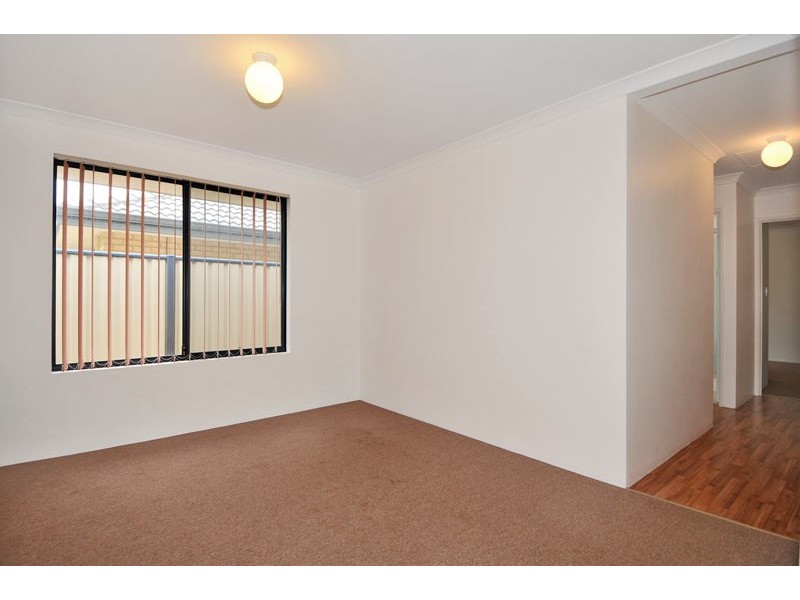 3 Camden Way, Meadow Springs WA 6210