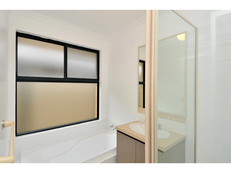 3 Camden Way, Meadow Springs WA 6210