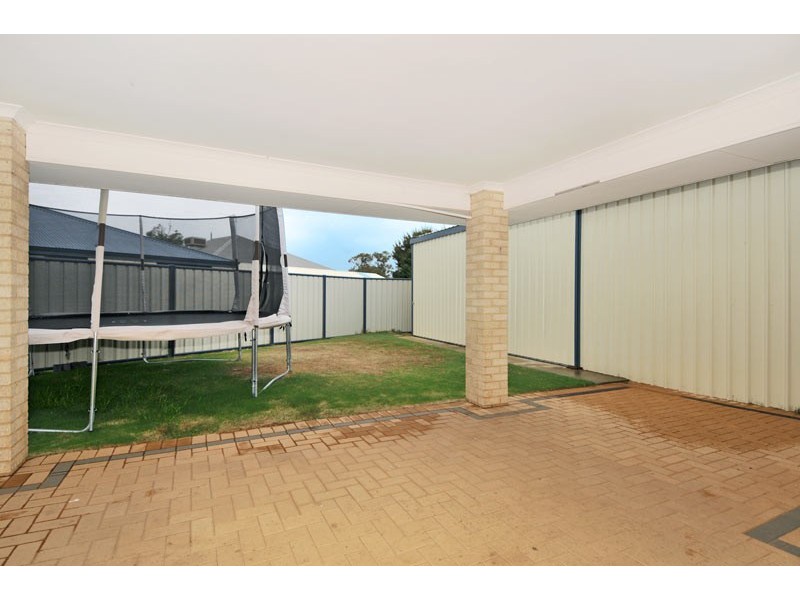 3 Camden Way, Meadow Springs WA 6210