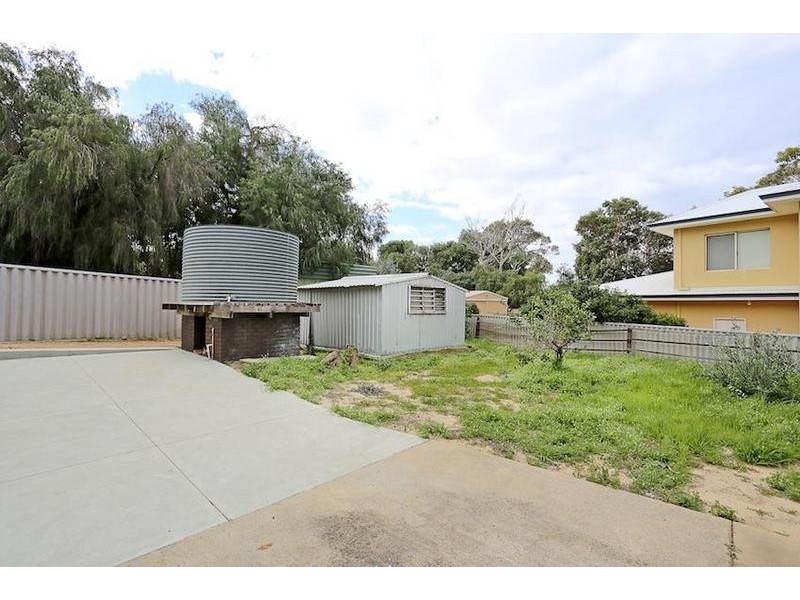 11 Iluka Road, Dawesville WA 6211