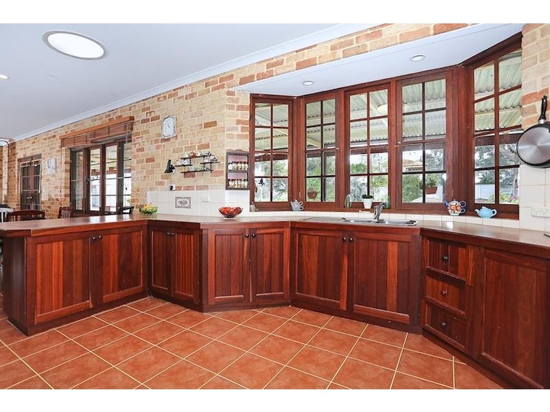 5 Navarre Row, Greenfields WA 6210