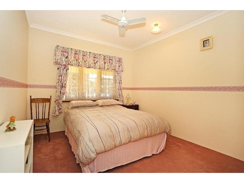 5 Navarre Row, Greenfields WA 6210