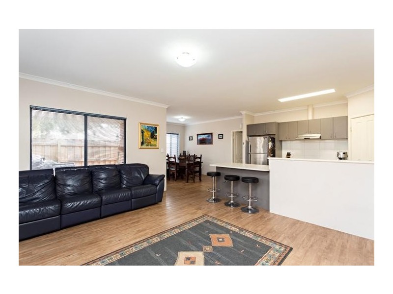 8 Summer Drive, Dawesville WA 6211