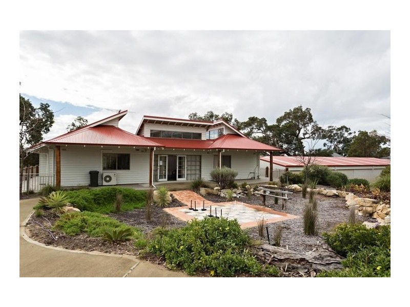 8 Summer Drive, Dawesville WA 6211