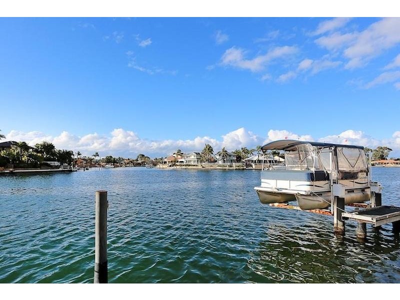 25 Warren Place, Dudley Park WA 6210