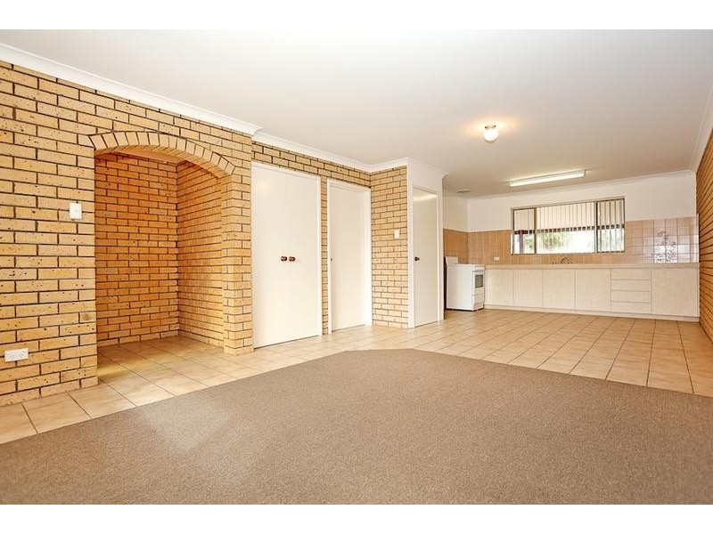 1 Diana Place, Madora Bay WA 6210